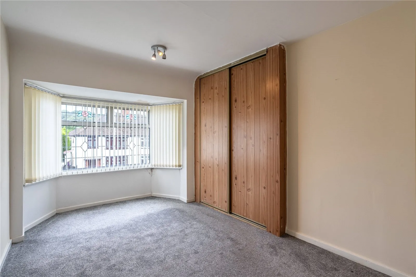 3 bed Semi-Detached