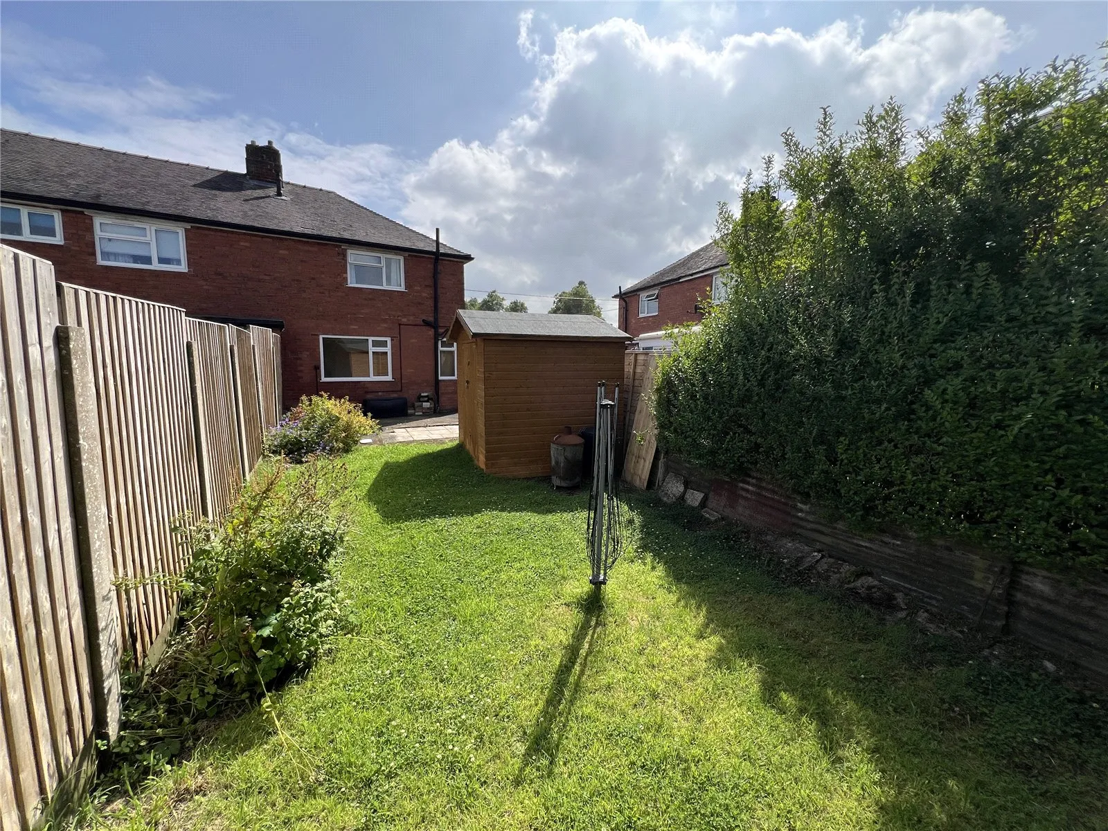 2 bed Semi-Detached