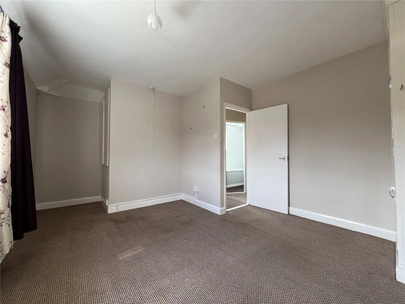 2 bed Semi-Detached