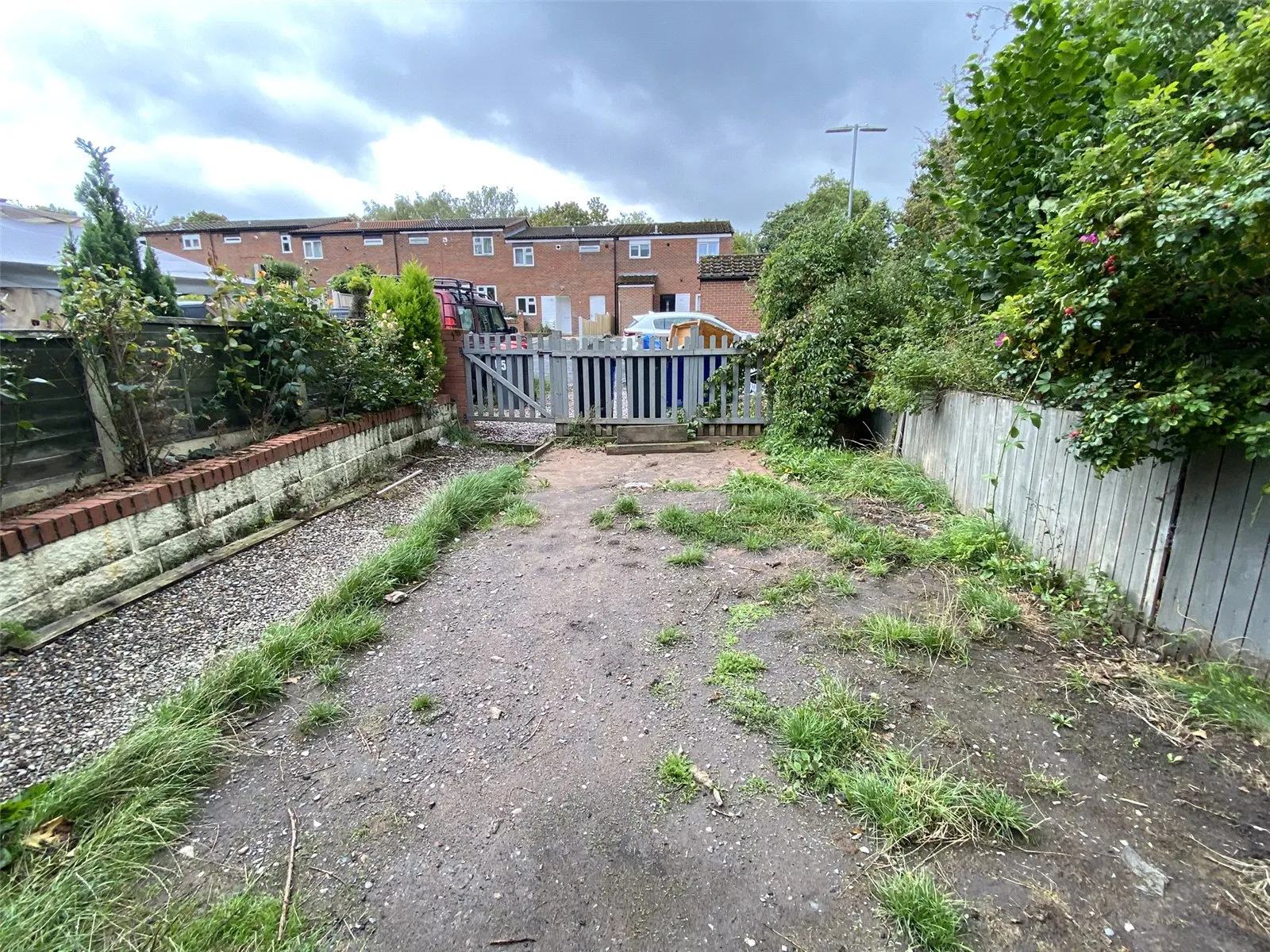 3 bed End of Terrace
