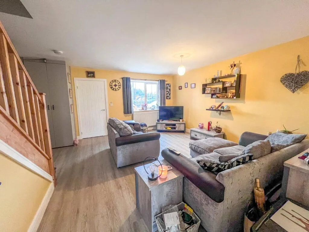 3 bed Semi-Detached
