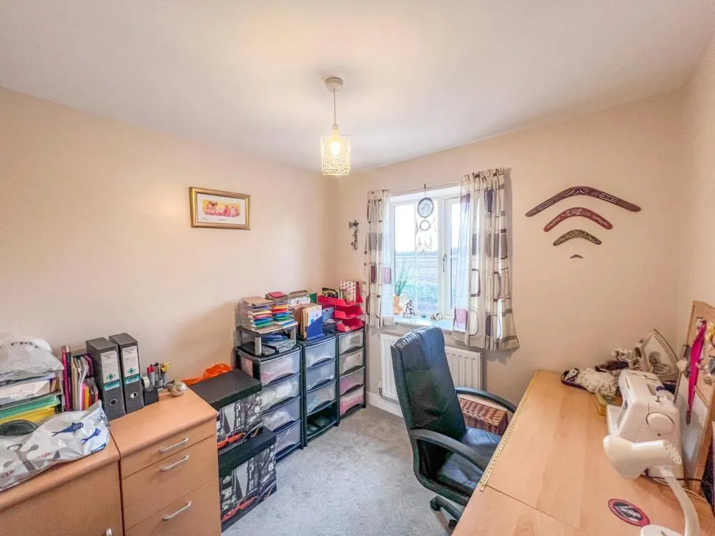3 bed Semi-Detached