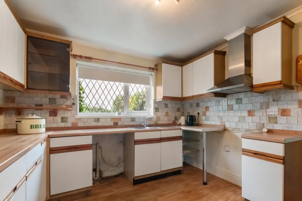 3 bed Semi-Detached