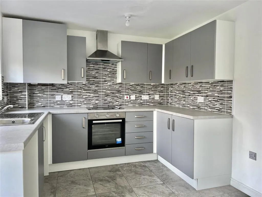 3 bed Semi-Detached