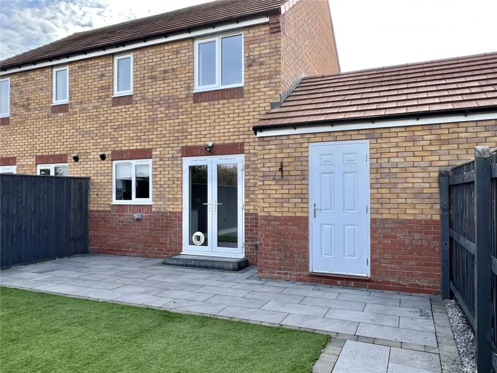 3 bed Semi-Detached