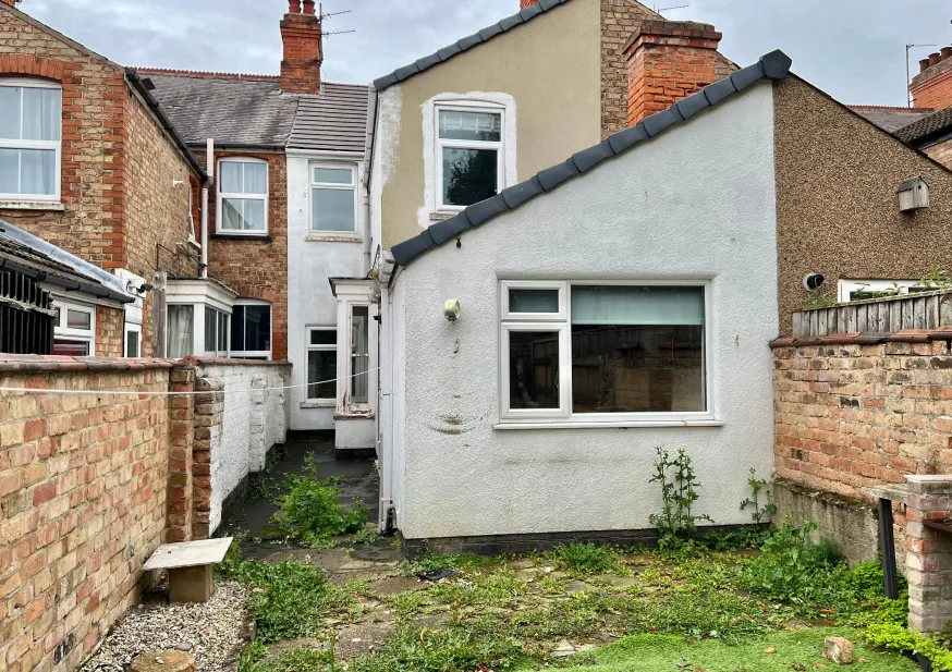 3 bed Terraced