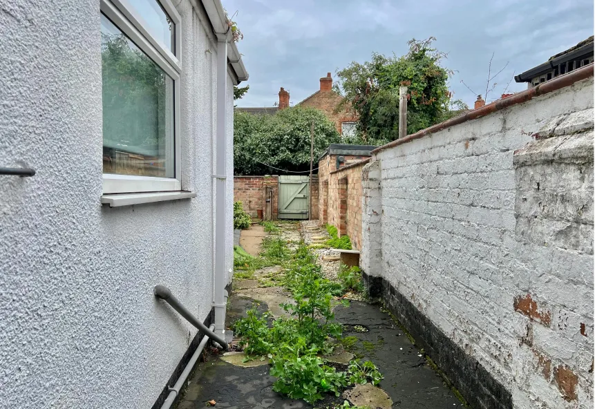 3 bed Terraced