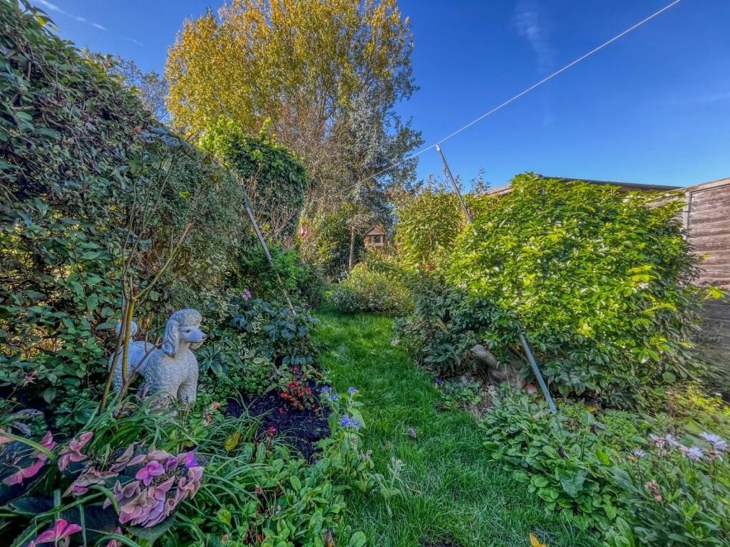 2 bed Terraced
