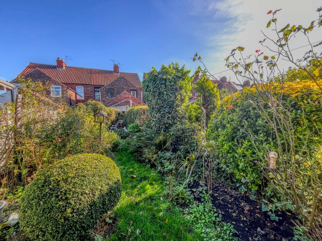 2 bed Terraced