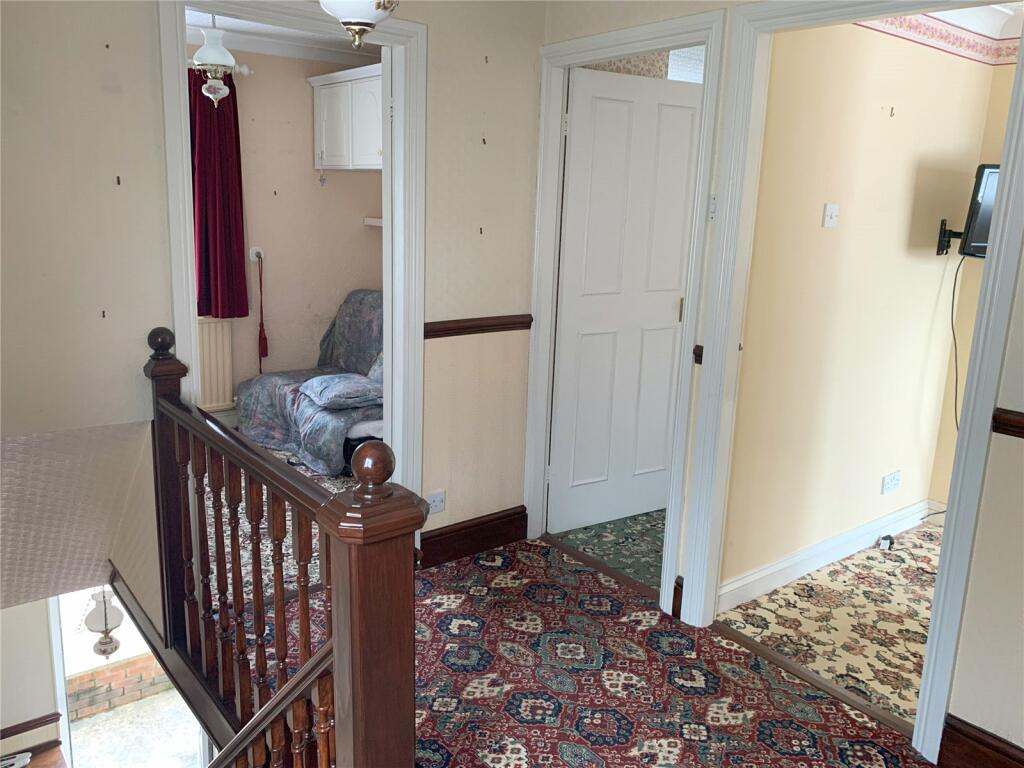 3 bed End of Terrace
