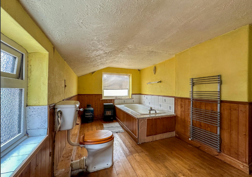 3 bed Terraced