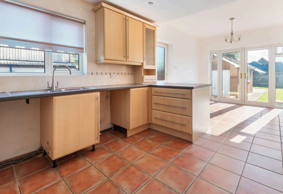 3 bed Semi-Detached