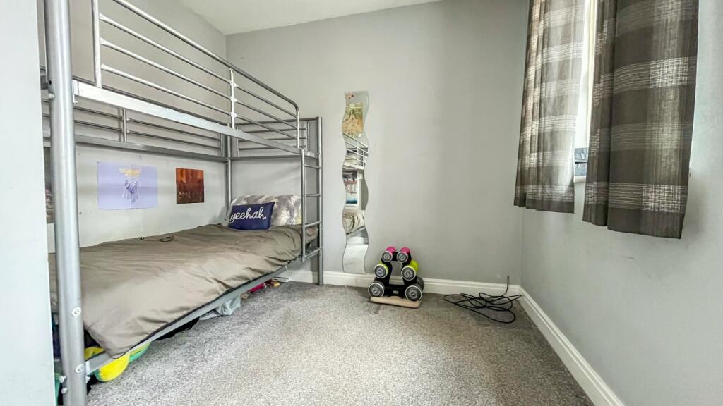 3 bed Town House