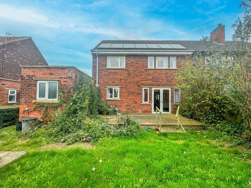 3 bed Semi-Detached