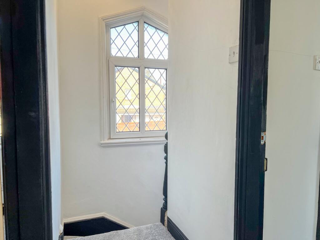 3 bed End of Terrace