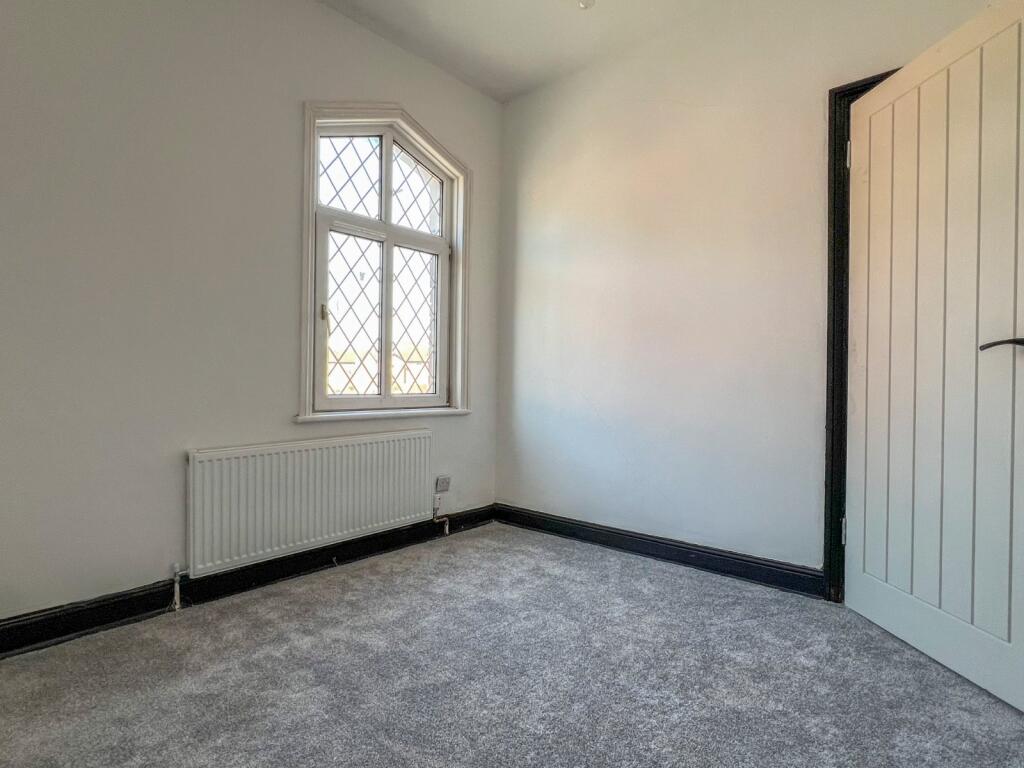 3 bed End of Terrace