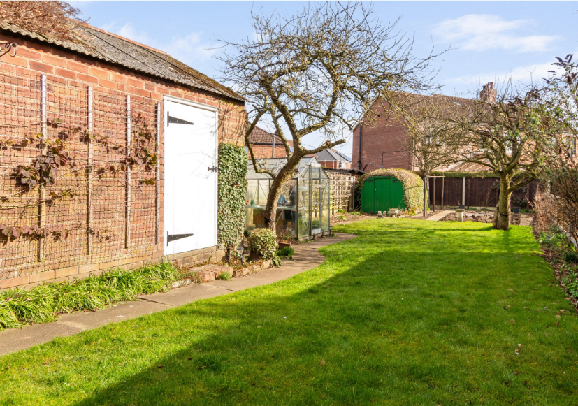 3 bed Semi-Detached