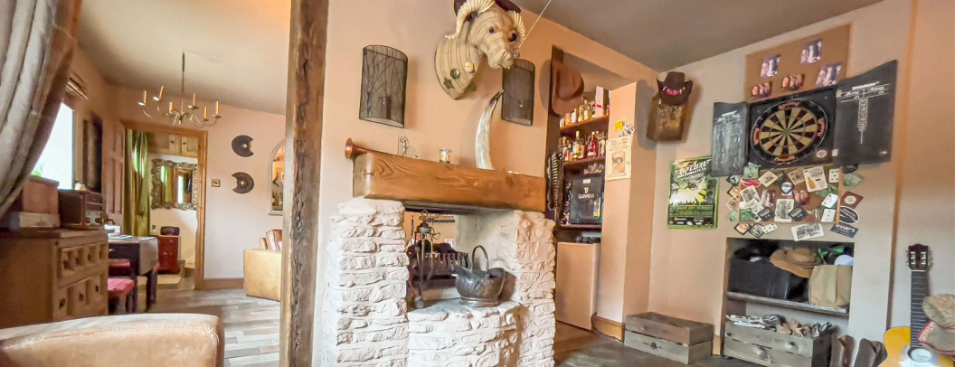4 bed Character Property
