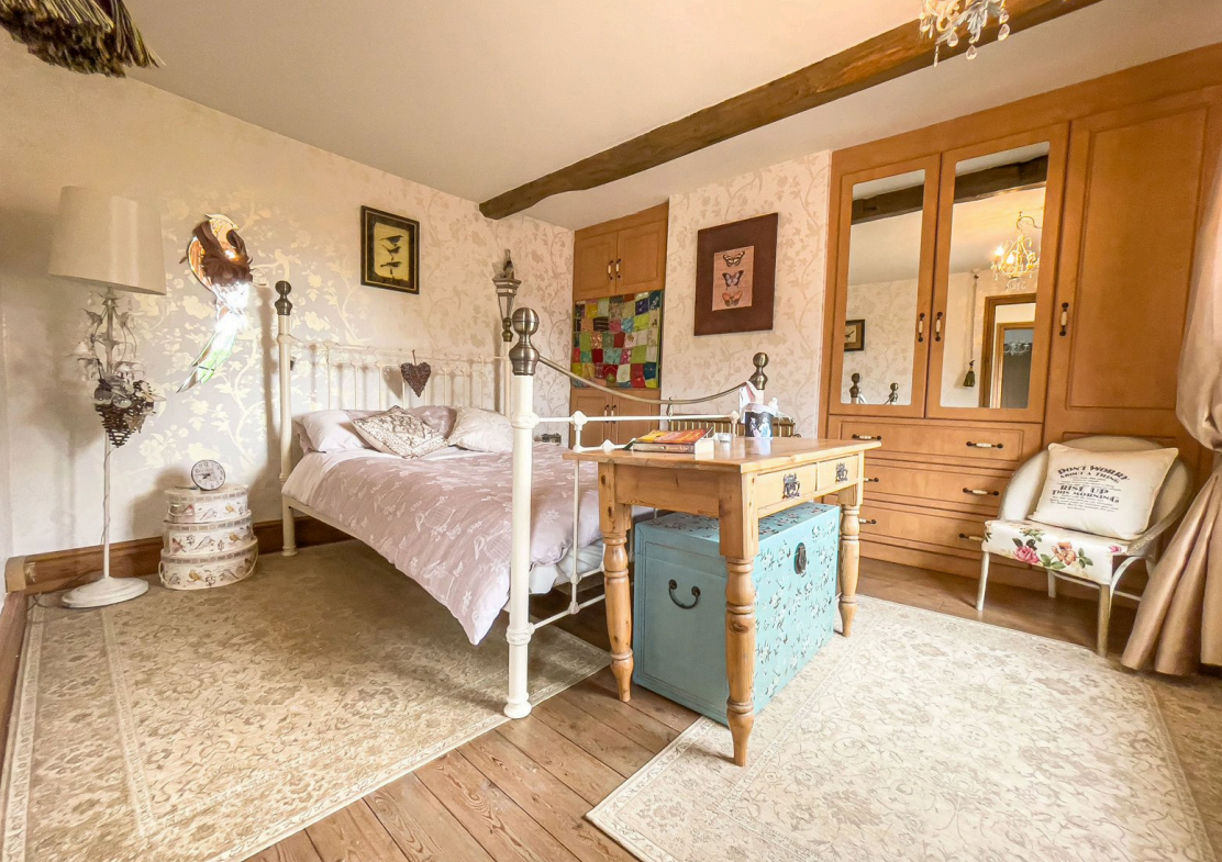4 bed Character Property