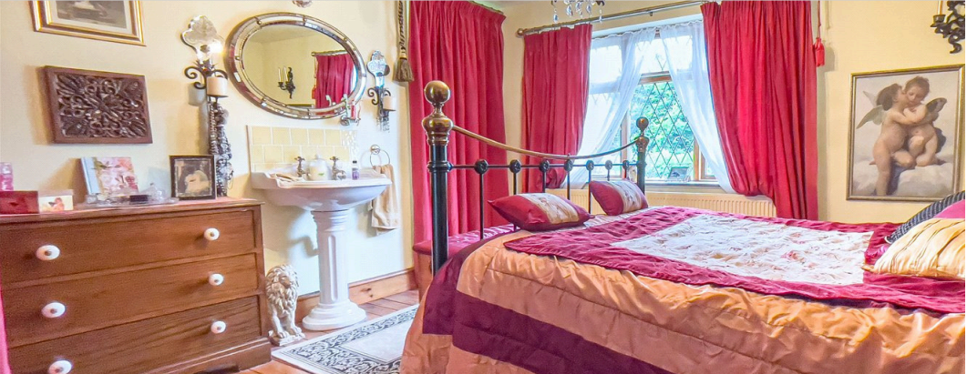 4 bed Character Property