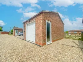 2 bed Bungalow