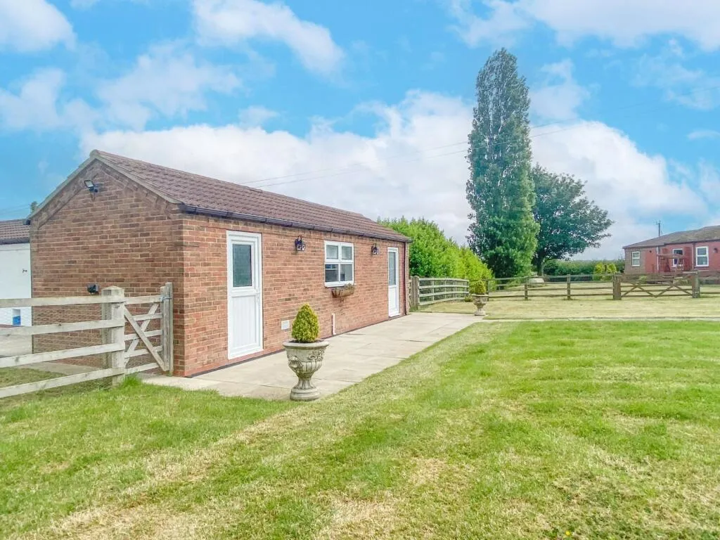 2 bed Bungalow