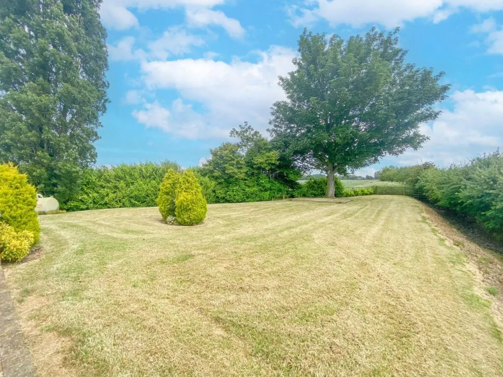 2 bed Bungalow