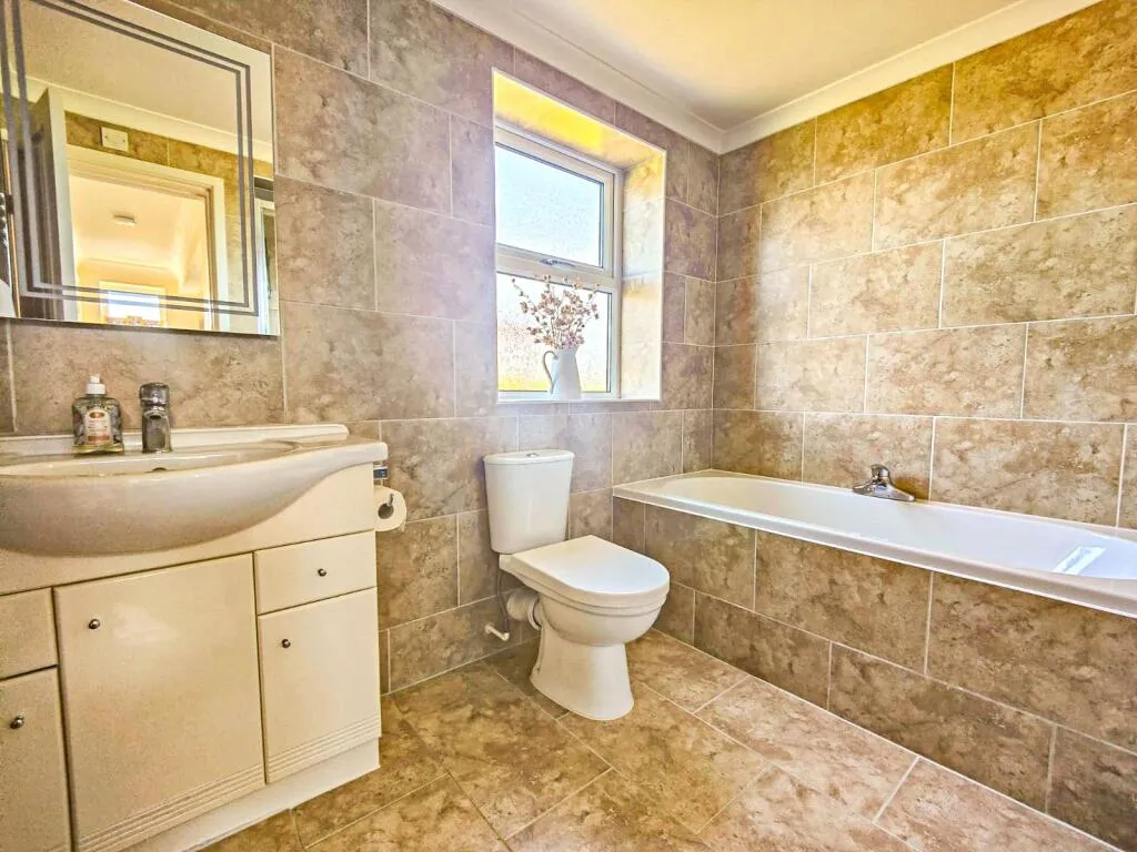 2 bed Bungalow
