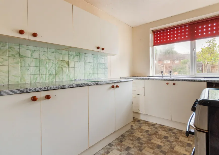 3 bed End of Terrace