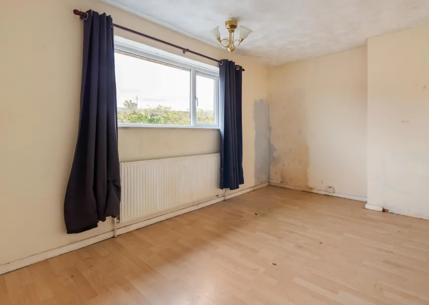 3 bed End of Terrace