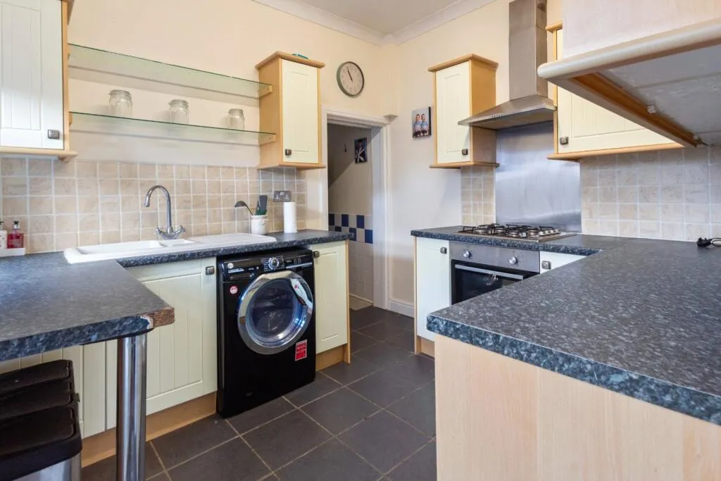 2 bed Detached