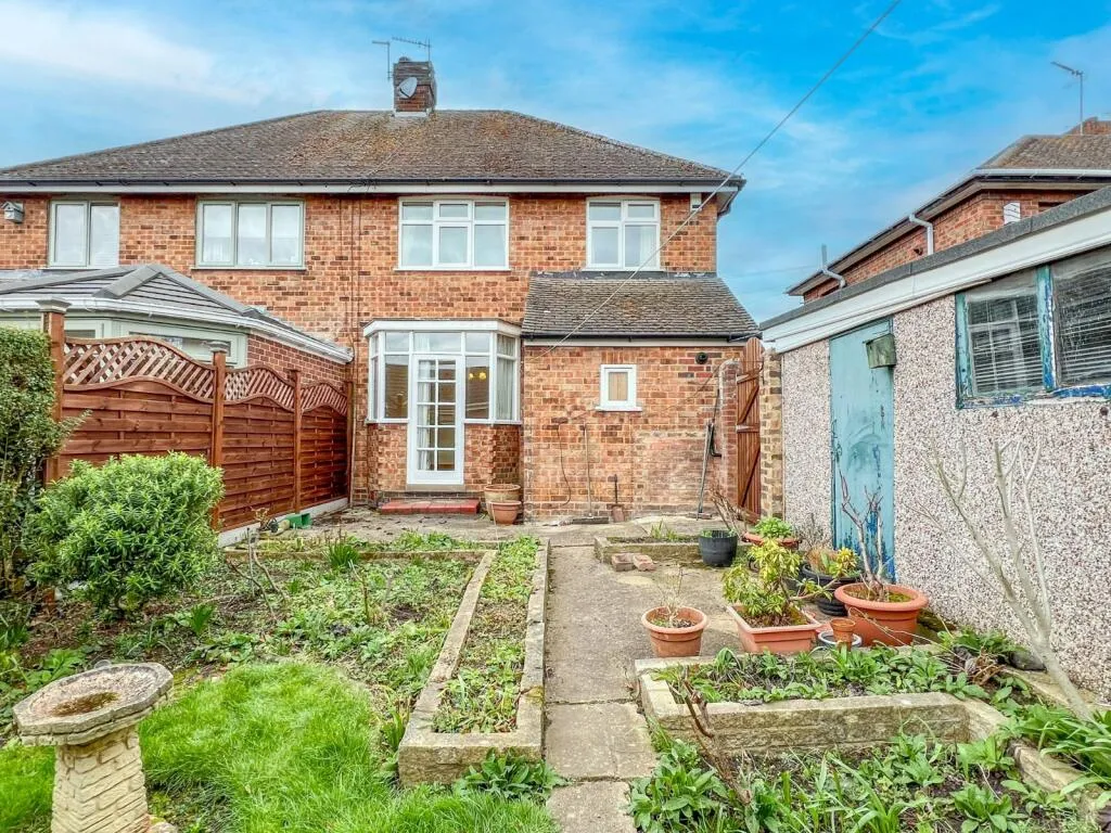 3 bed Semi-Detached