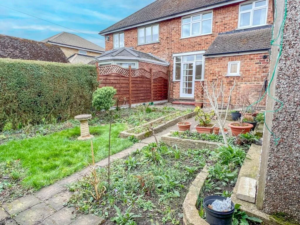 3 bed Semi-Detached