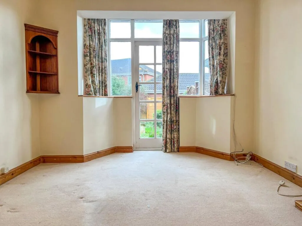 3 bed Semi-Detached