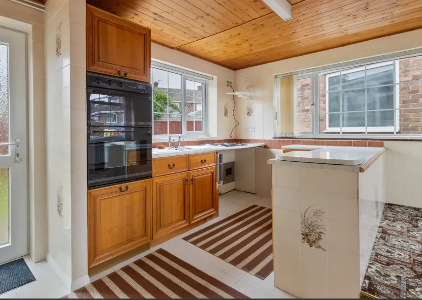3 bed Semi-Detached Bungalow