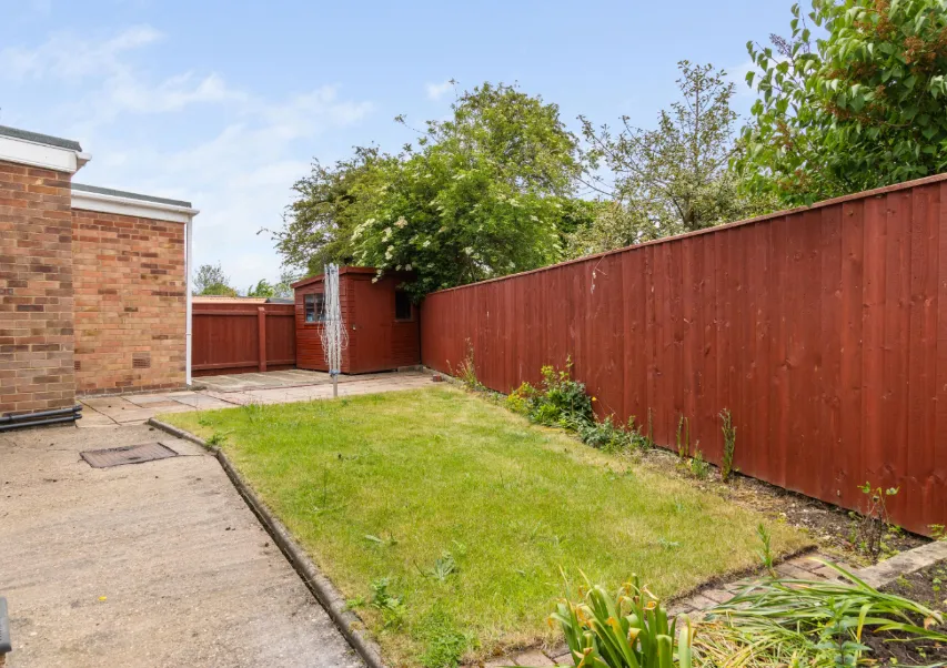 3 bed Semi-Detached Bungalow