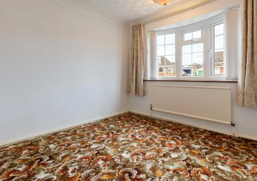 3 bed Semi-Detached Bungalow