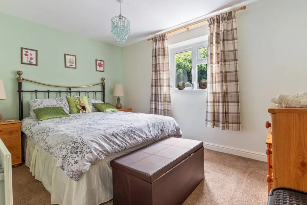 3 bed Detached Bungalow