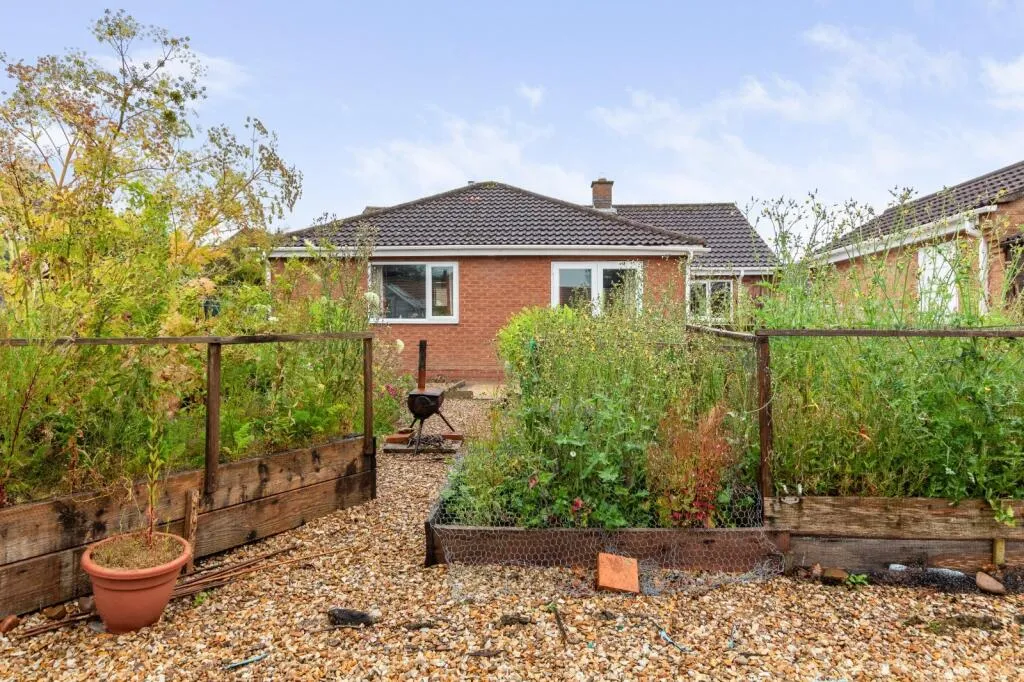 3 bed Detached Bungalow