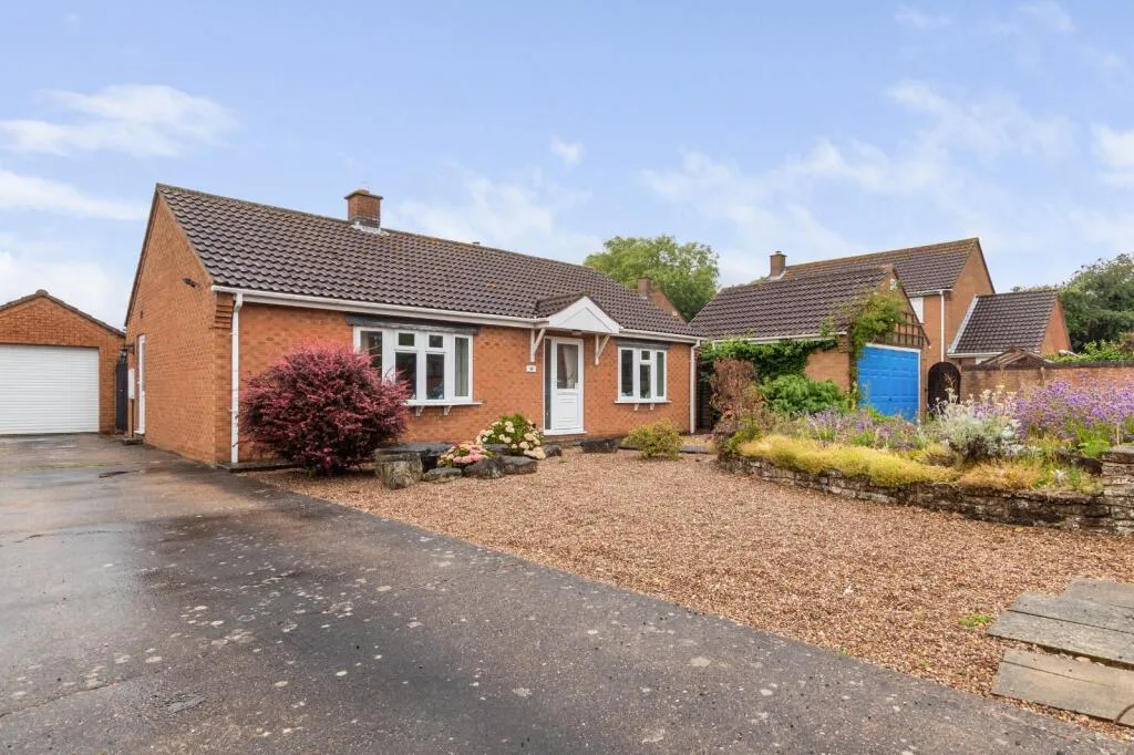 3 bed Detached Bungalow