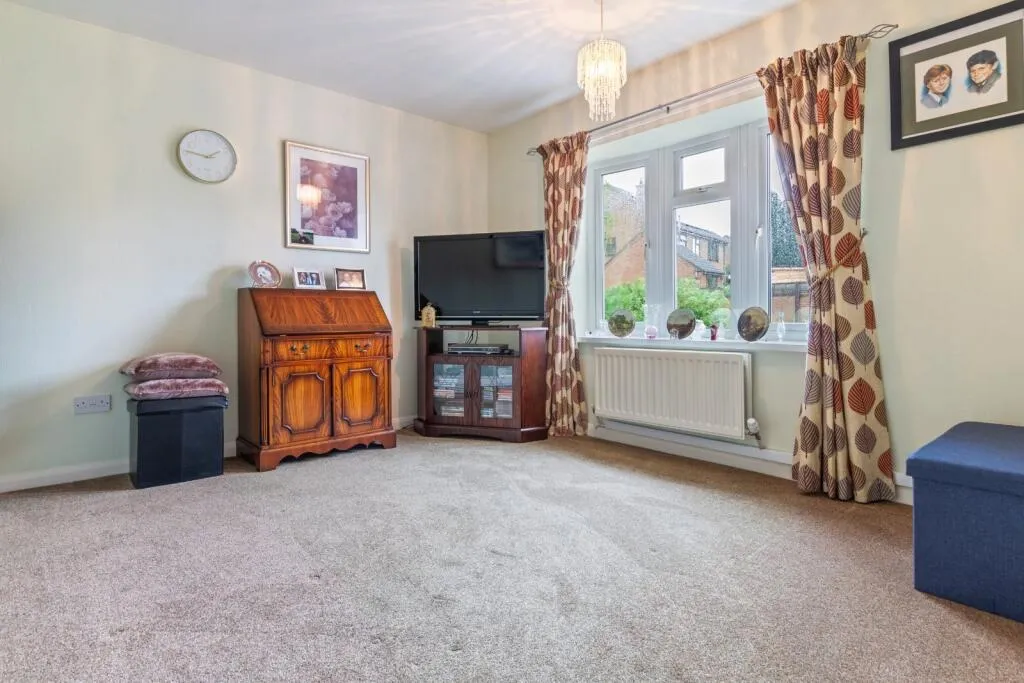 3 bed Detached Bungalow