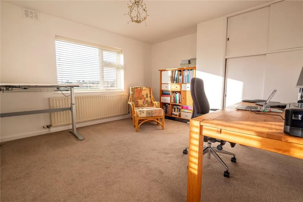 4 bed Detached