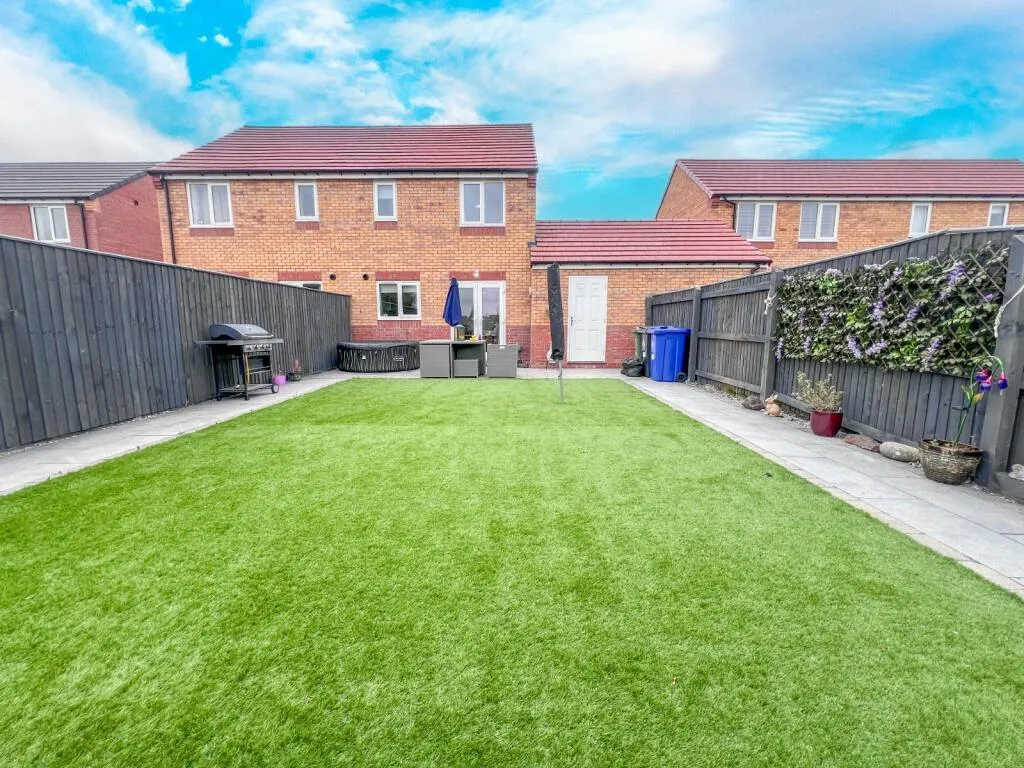3 bed Semi-Detached