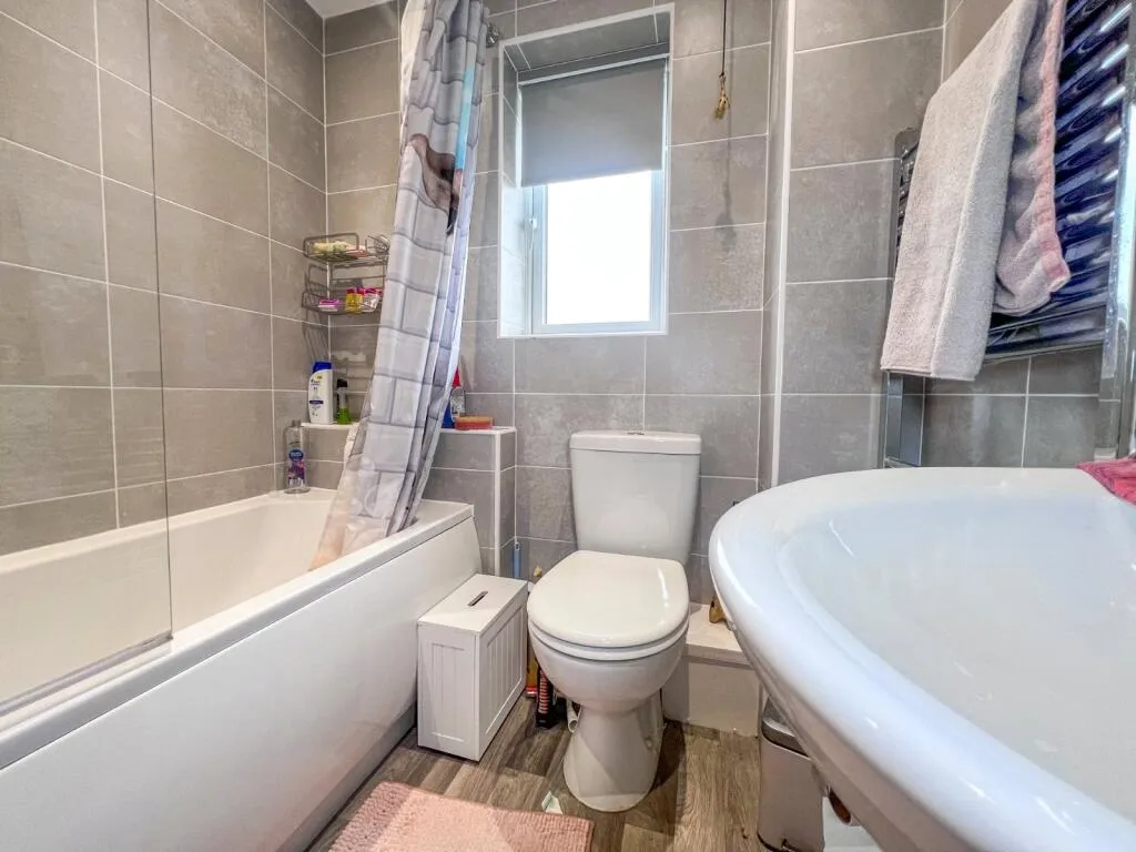 3 bed Semi-Detached