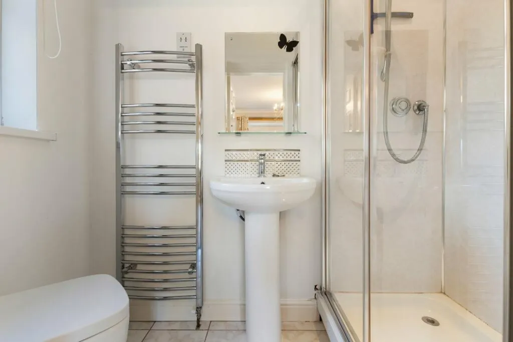 2 bed Detached Bungalow