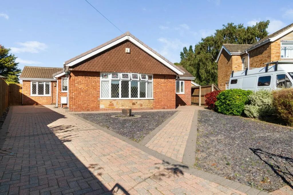 2 bed Detached Bungalow