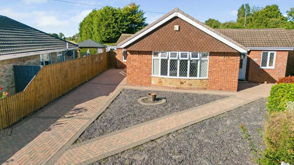 2 bed Detached Bungalow