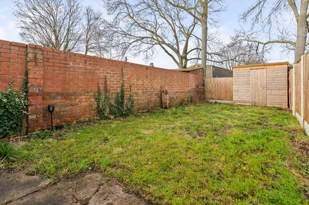 3 bed Terraced