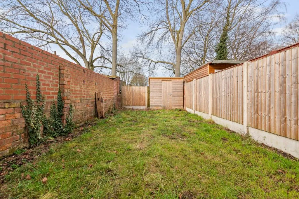 3 bed Terraced