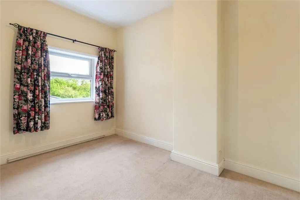 2 bed End of Terrace